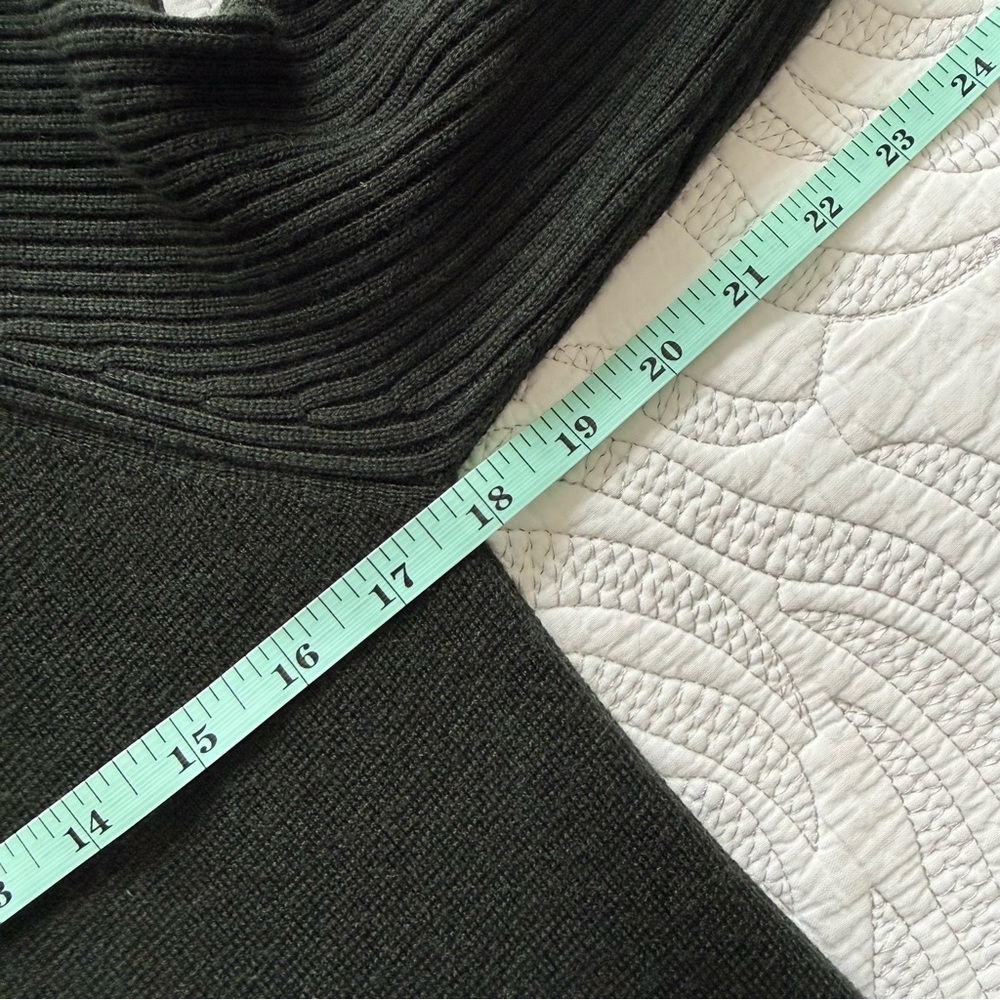 Ann Mashburn - Hadley Milano-Stitch Dress - Bottle Green Extra Fine Merino Wool - Picture 14 of 15